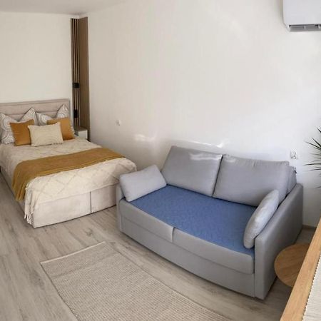 אלק Studio 2 Apartment מראה חיצוני תמונה