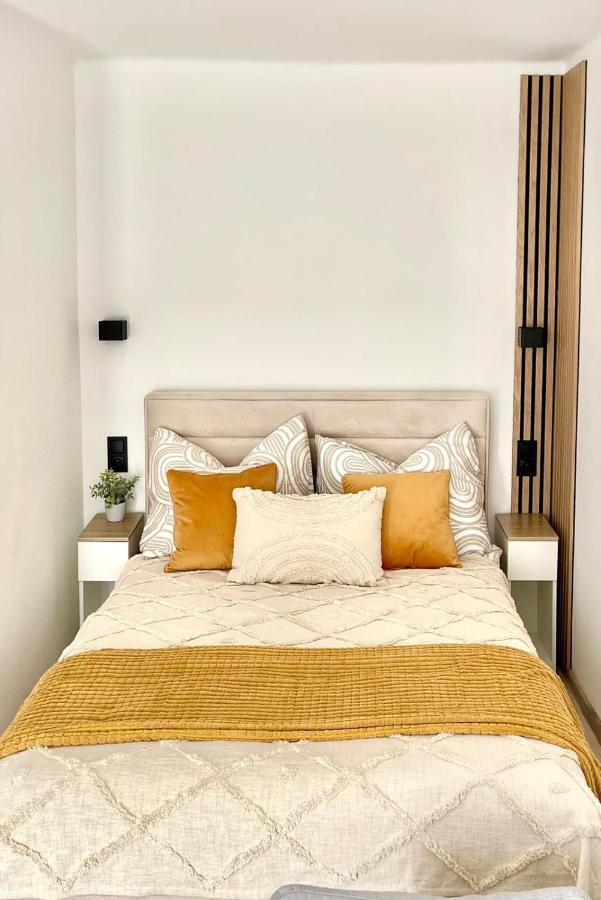 אלק Studio 2 Apartment מראה חיצוני תמונה