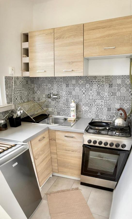 אלק Studio 2 Apartment מראה חיצוני תמונה